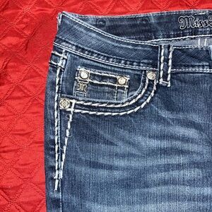 Miss me capris size 29